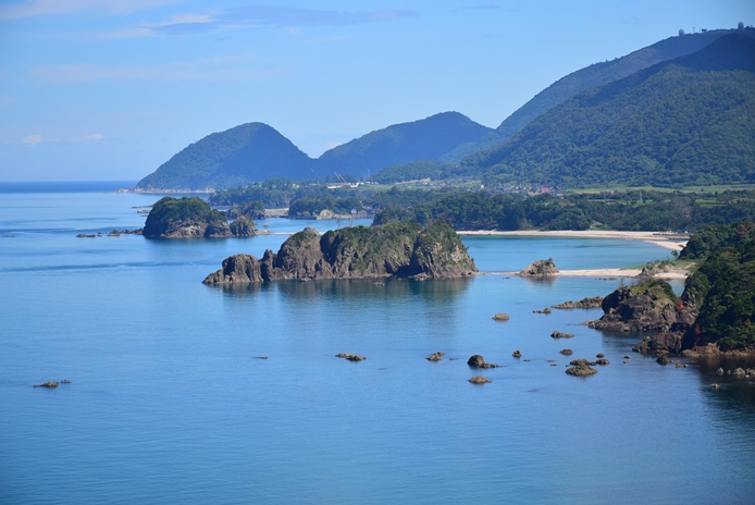 丹後松島 日本海と大小の岩島が織りなす絶景